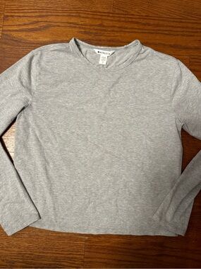 Athleta Light Gray Long Sleeve Crewneck Top